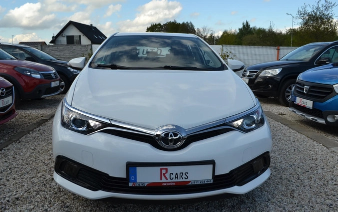 Toyota Auris cena 42800 przebieg: 134109, rok produkcji 2017 z Ciechocinek małe 742